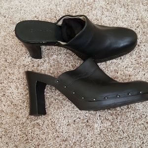 Calvin Klein slip on heels as 6.5